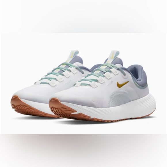 Nike Size 11 Womens React Escape RN New CV3817-104 White/glacier/grey - Picture 1 of 13